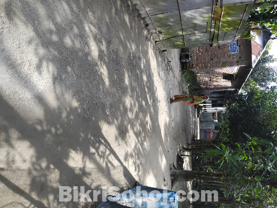 আদিতমারী বাজার সংলগ্ন সাত শতক জমিন বিক্রয় করা হবে